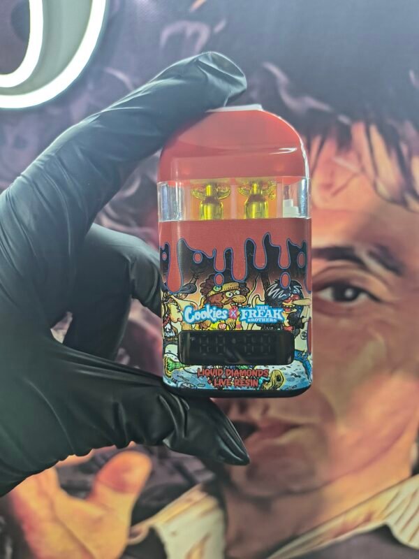 MUFFIN SAUCE & LUNAR LYCHES 4 COOKIES X THE FREAK BROTHERS MUFFIN SAUCE & LUNAR LYCHEE (SATIVA) & (SATIVA) 2gr